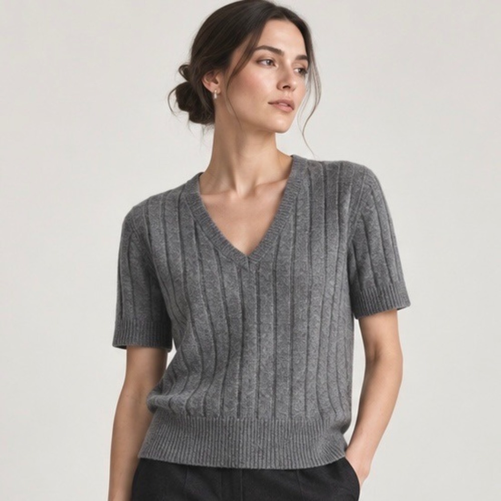 NWT LILYSILK 100% Cashmere Sweater V-neck Tee Minimalist Quiet Luxury Grey XL